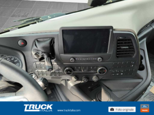 f-trucks-f-max-trattore-long-range-com-pack20-mega-cab-con-ehpas-3750-mm-sku103230