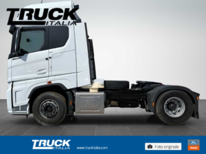 f-trucks-f-max-trattore-long-range-com-pack20-mega-cab-con-ehpas-3750-mm-sku103230