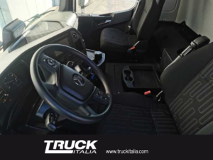 mercedes-benz-vi-arocs-carro-k-4151-sku104670