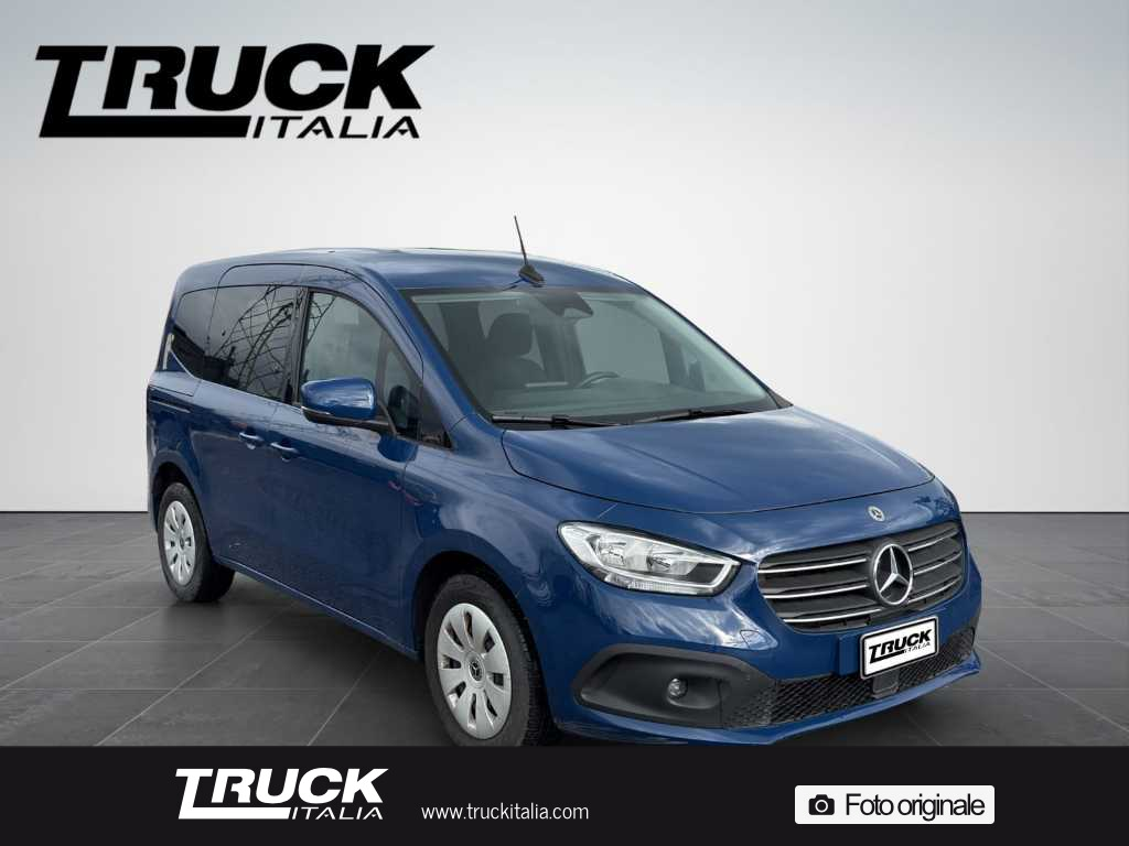 mercedes-benz-vc-classe-t-w420-eqt-long-180d-executive-sku91658