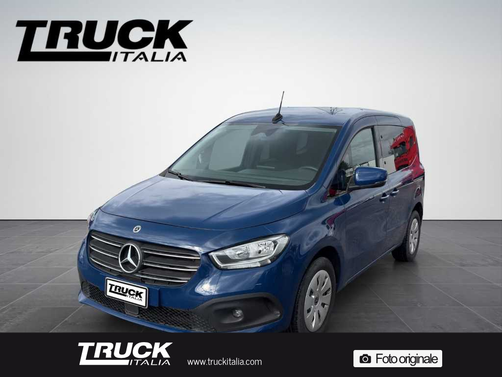 mercedes-benz-vc-classe-t-w420-eqt-long-180d-executive-sku91658