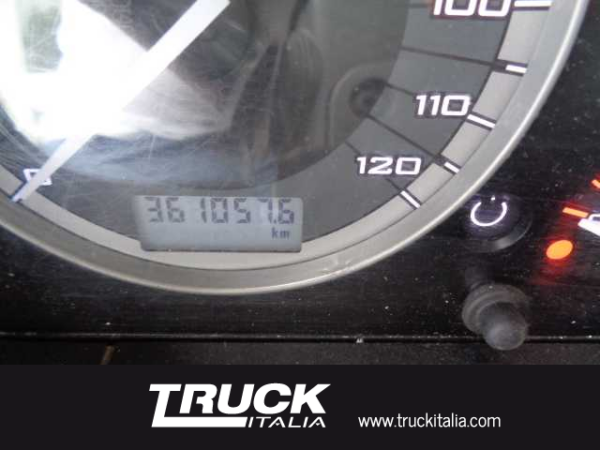 iveco-s-way-as-440-s46t-p-hi-tronix-sku91819