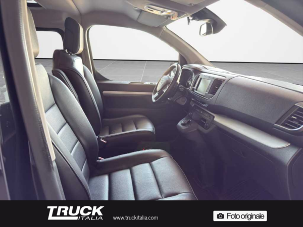 toyota-proace-ii-verso-20d-180cv-ss-l1-luxury-5p-8pti-auto-e6d-sku92103