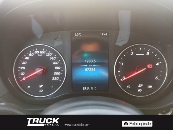 mercedes-benz-vc-classe-t-w420-eqt-long-160-executive-sku92127