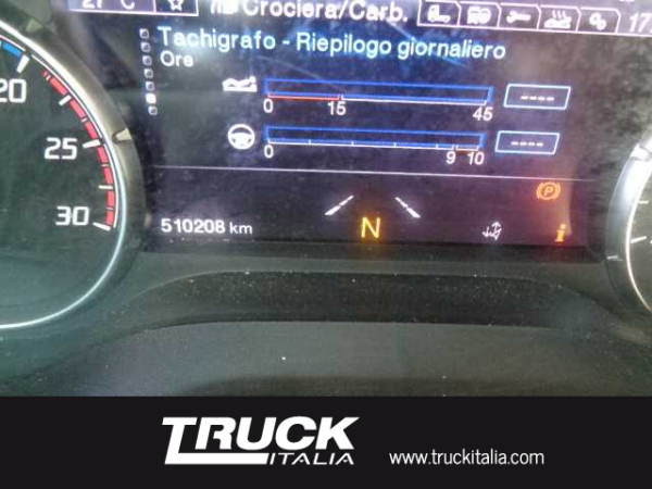 f-trucks-f-max-500-4x2-comfort-mega-cab-sku92552