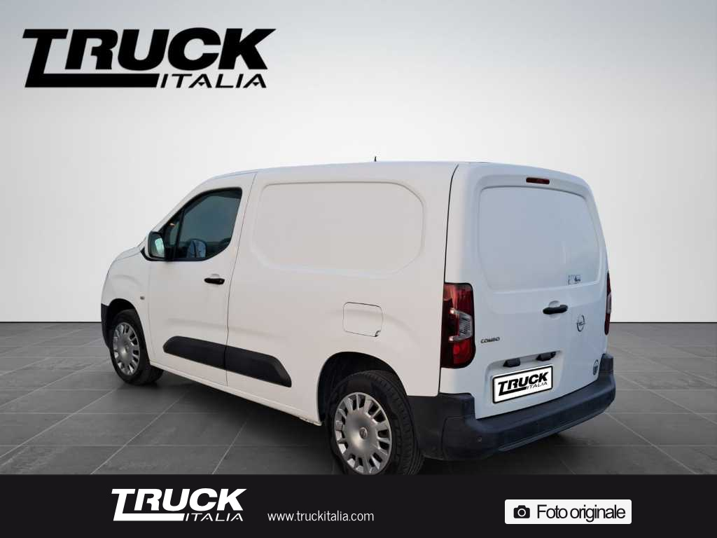 opel-combo-iv-cargo-16d-100cv-edition-ss-l1h1-mt5-e61-sku92788