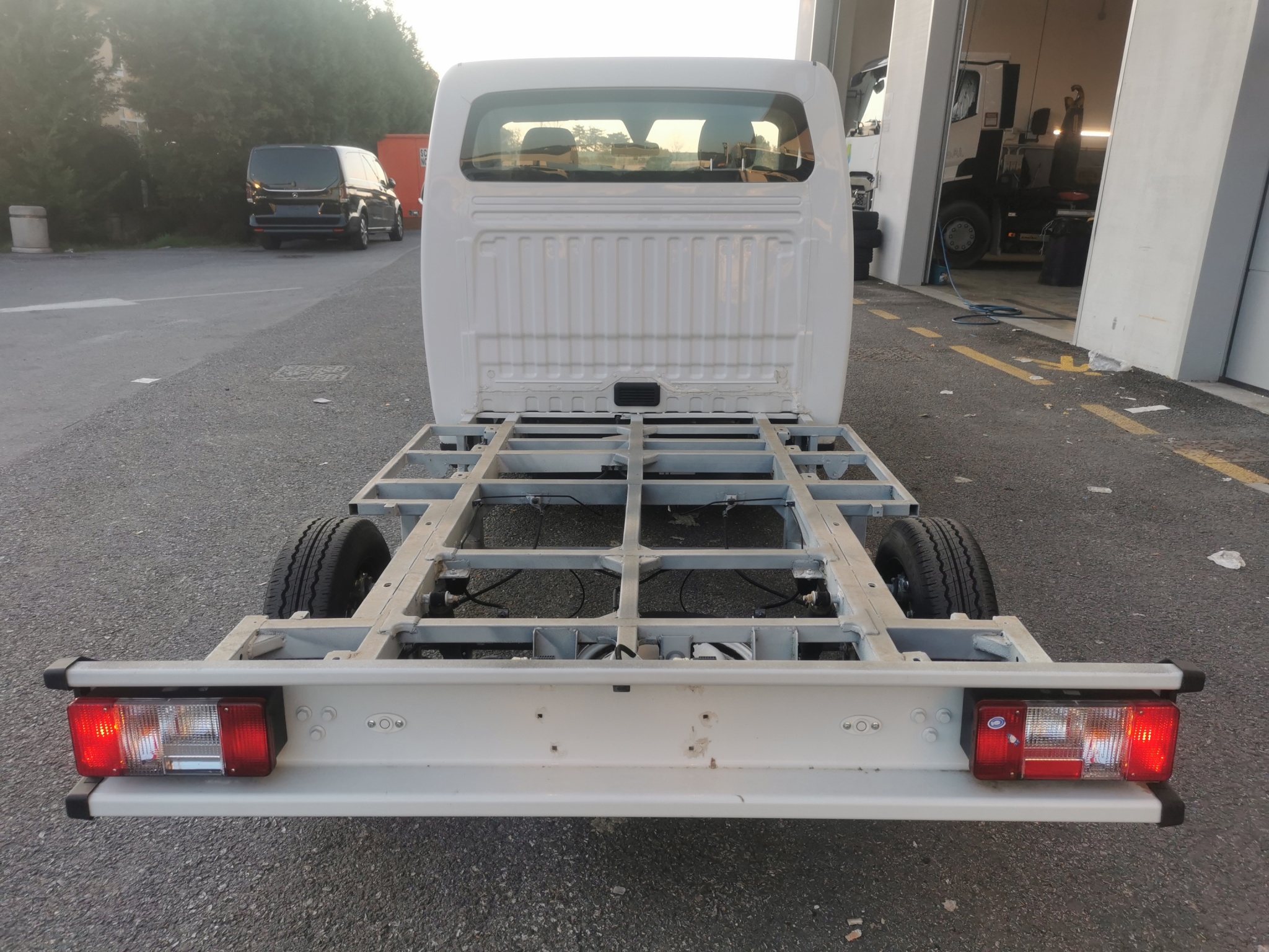 Maxus E-deliver 3 90-122cv 50.23kwh Chassis ▪